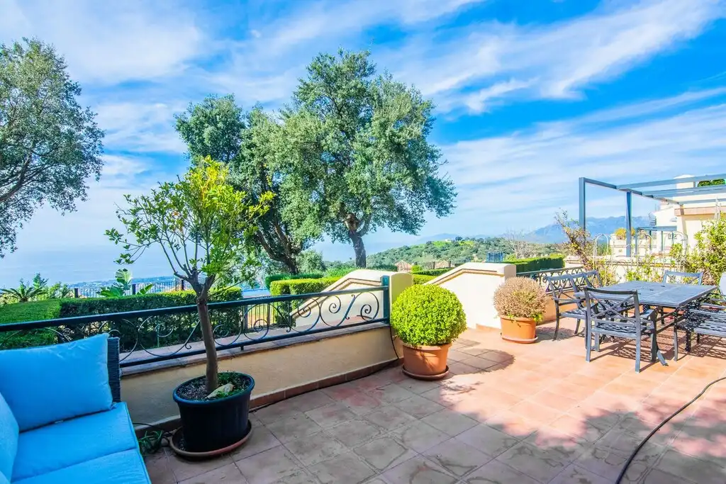 Villa mit Pool zum Verkauf in La Mairena, imagen 17