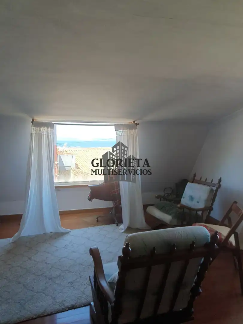 Bedroom of Houses for sale in Vigo   with Heating, Parquet flooring and Terrace