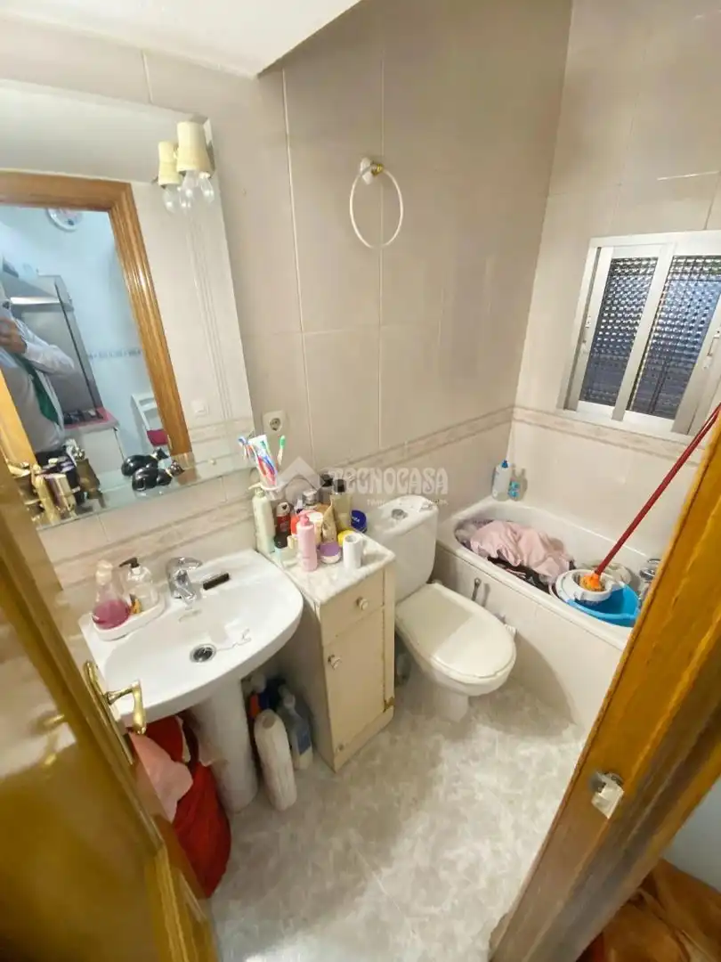 Baño de Piso en venta en Madrid con Aire acondicionado, Calefacción y Amueblado