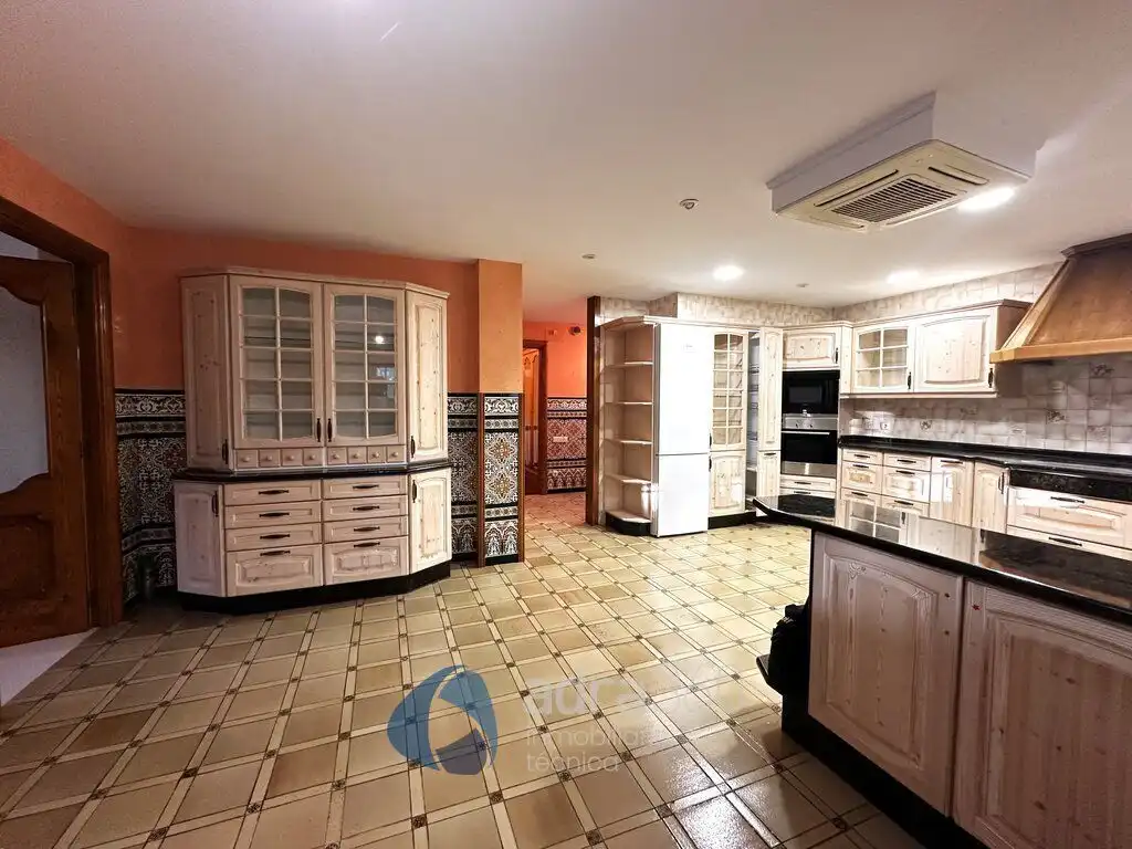Kitchen of Houses for sale in Lardero  with Air Conditioner, Heating and Private garden