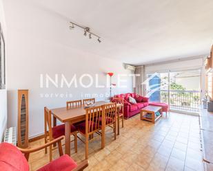 Living room of Flat for sale in Mollet del Vallès  with Air Conditioner, Heating and Furnished