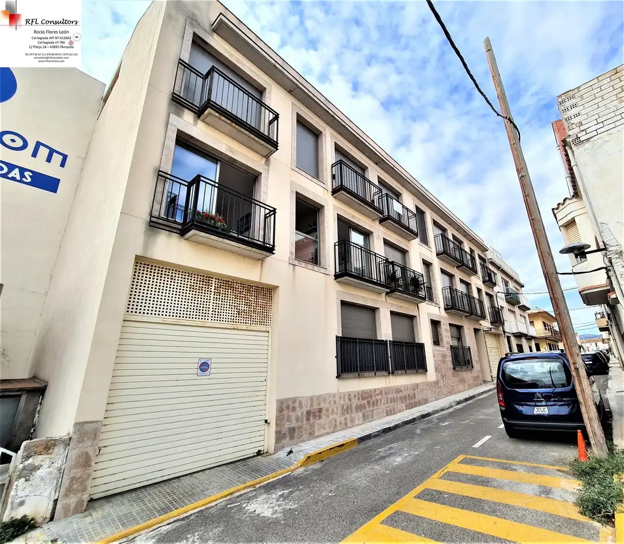 Vista exterior de Àtic en venda en L'Ampolla amb Aire condicionat, Terrassa i Traster