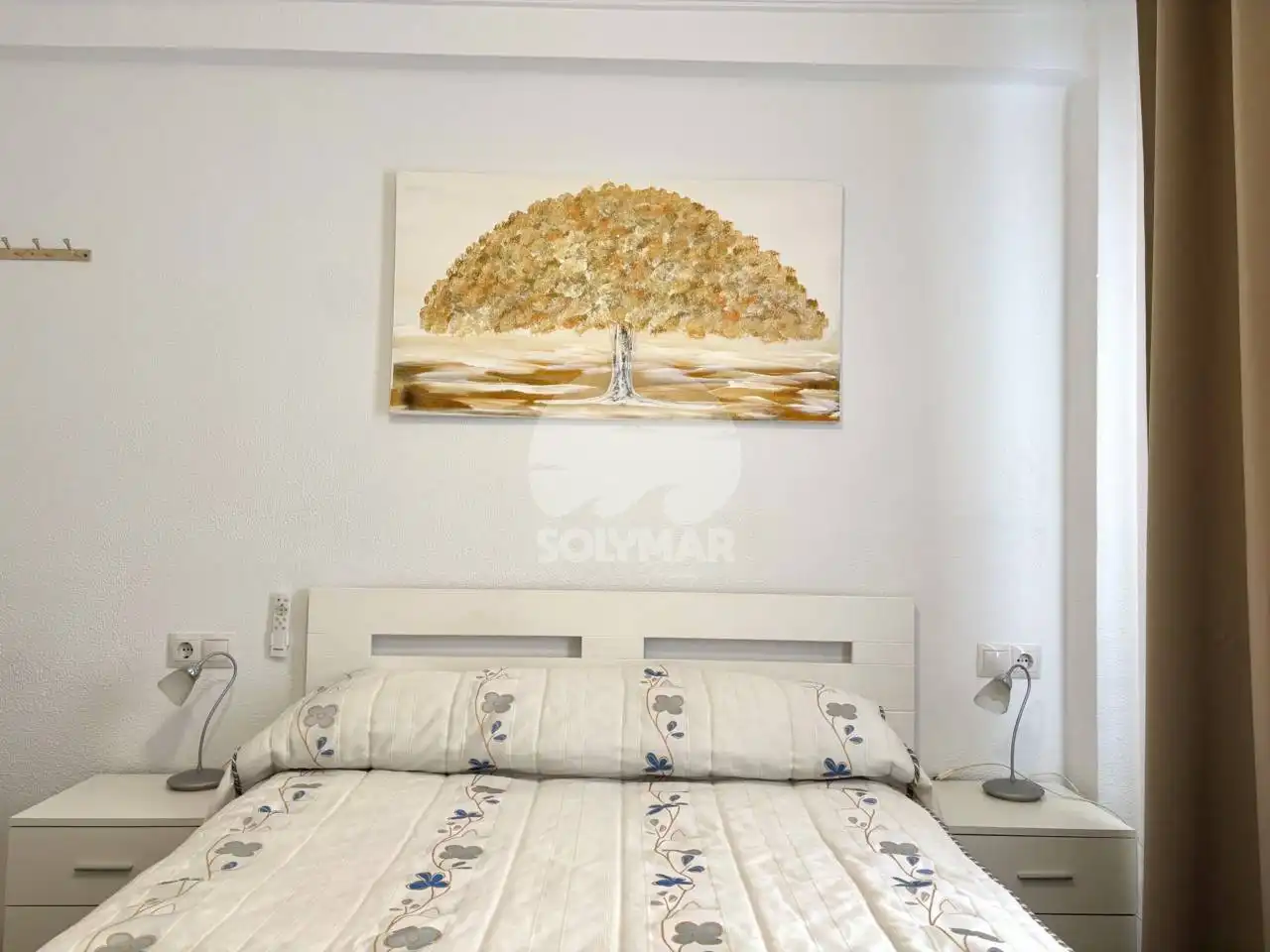 Habitación de Piso de alquiler en Vélez-Málaga con Aire acondicionado, Terraza y Amueblado
