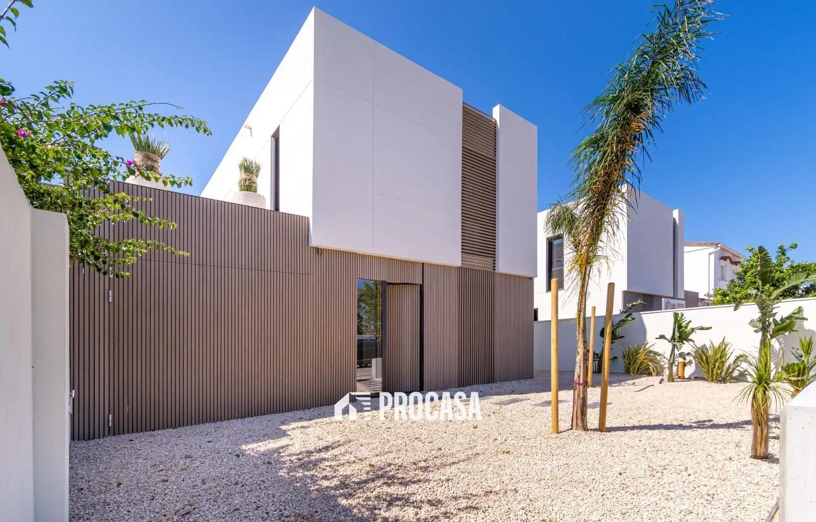 Vista exterior de Casa o xalet en venda en Empuriabrava amb Aire condicionat, Calefacció i Traster
