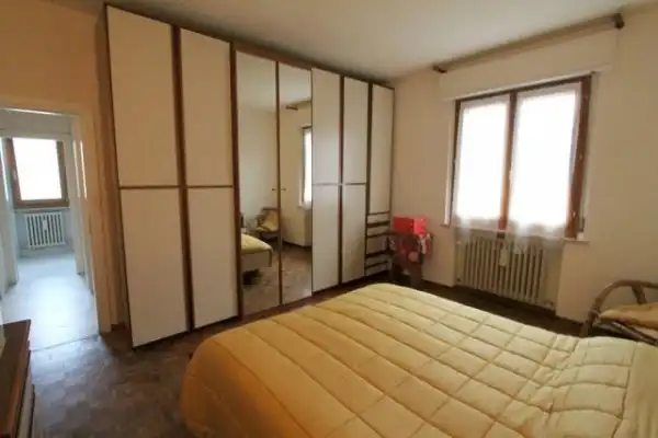 Bedroom of Flat for sale in Lleida