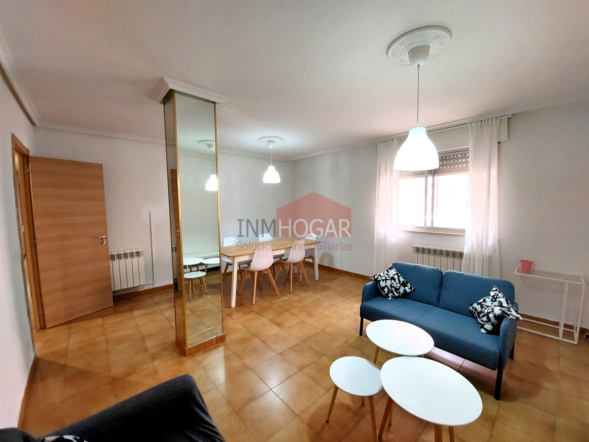 Sala d'estar de Pis en venda en Ávila Capital amb Calefacció, Terrassa i Traster