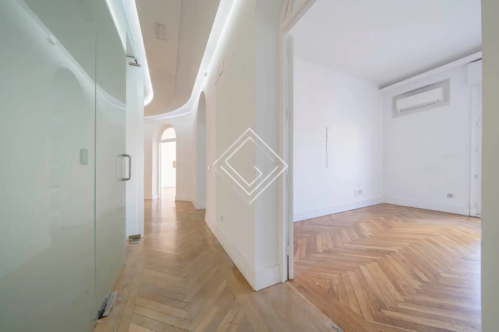 Office for sale in Madrid