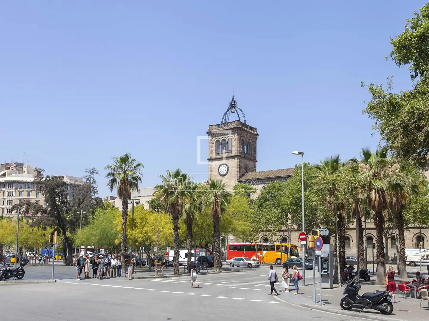 Exterior view of Flat for rent in Barcelona  with Air Conditioner, Heating and Parquet flooring