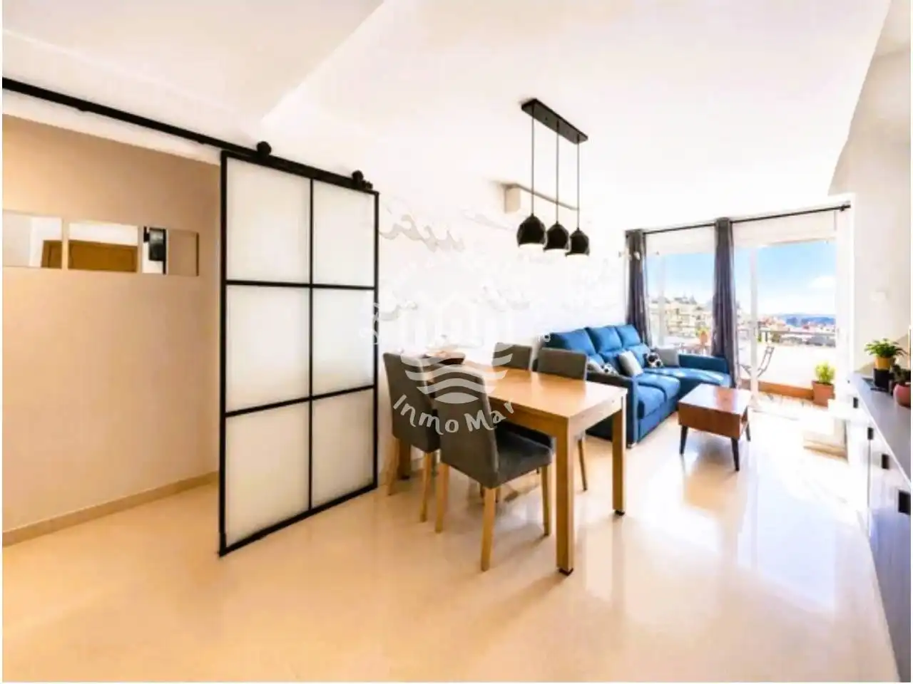 Sala de estar de Dúplex en venta en Terrassa con Aire acondicionado, Calefacción y Terraza