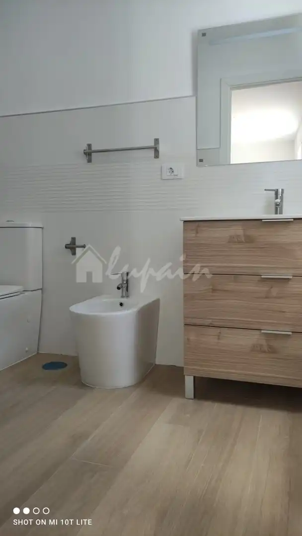 Baño de Apartamento en venta en Arona