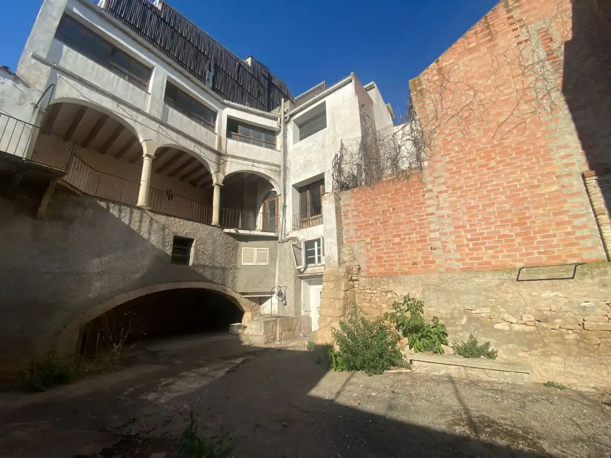 Exterior view of Houses for sale in Les Borges Blanques  with Terrace, Storage room and Balcony