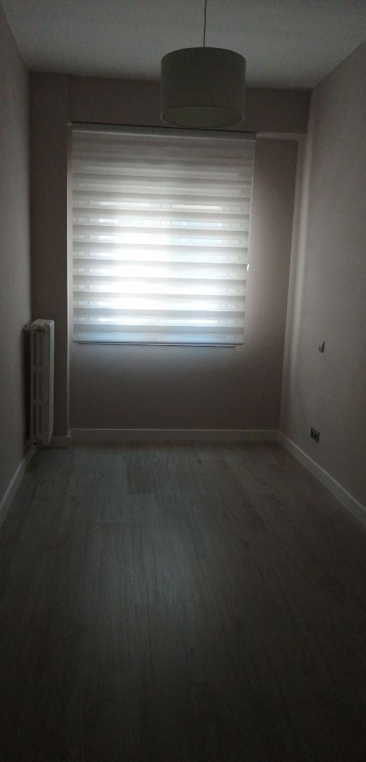 Bedroom of Flat to rent in  Zaragoza Capital  with Heating, Parquet flooring and Furnished