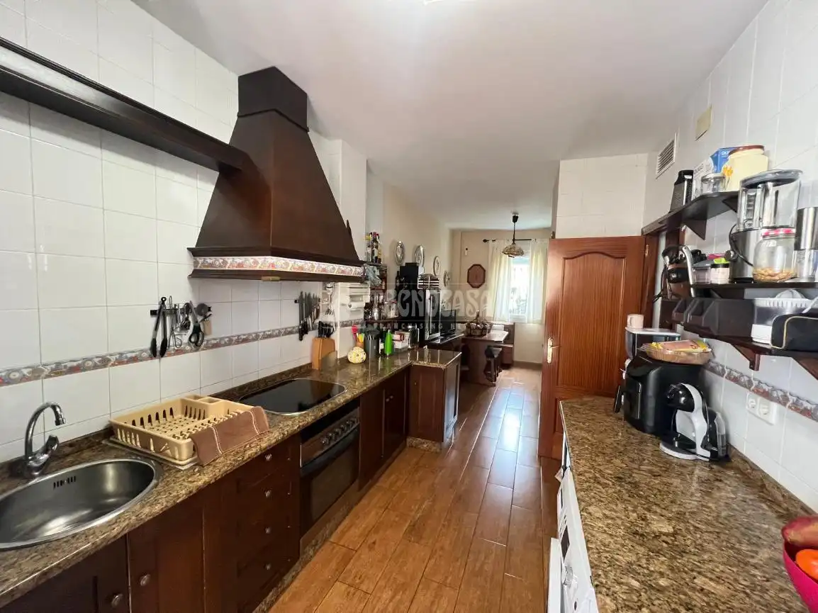 Kitchen of Detached homes for sale in Dos Hermanas