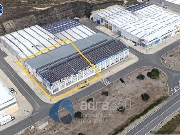 Industrial building to rent in Oyón-Oion