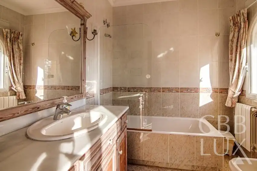 Casa o xalet en venda a Pueblo - Urbanizaciones