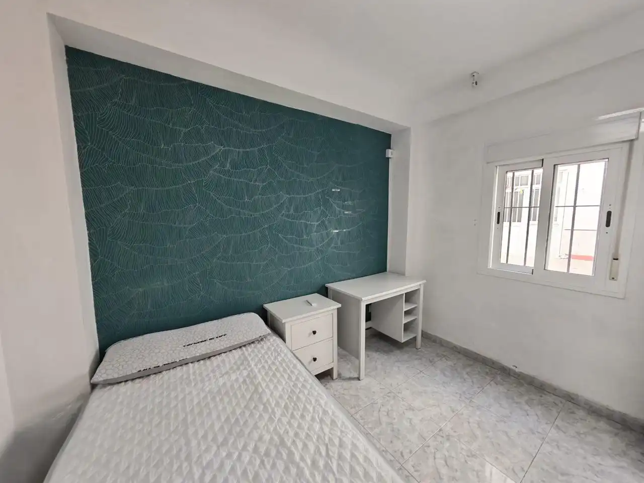 Schlafzimmer von Erdgeschoss zur Miete in Sevilla mit Möbliert