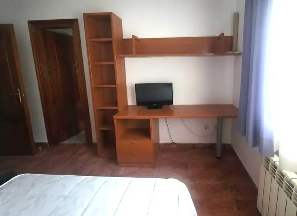 Habitación de Casa o chalet en venta en Galapagar con Calefacción, Jardín privado y Horno