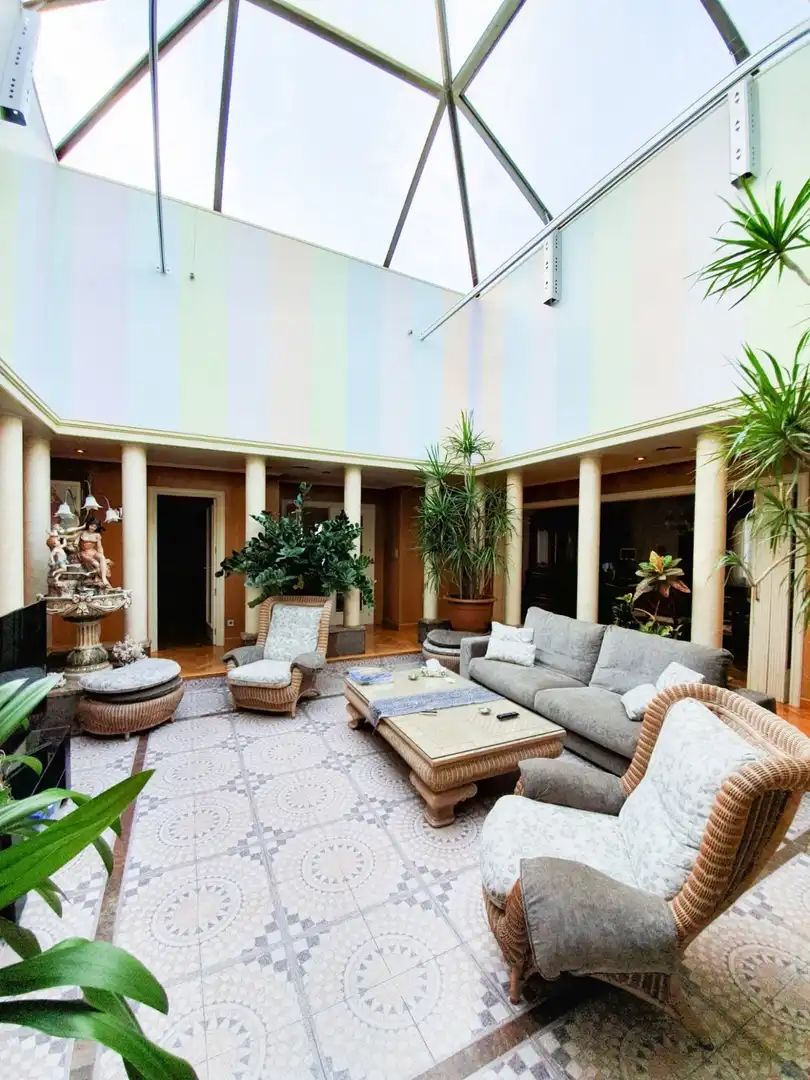 Villa avec piscine à vendre à Elche ciudad