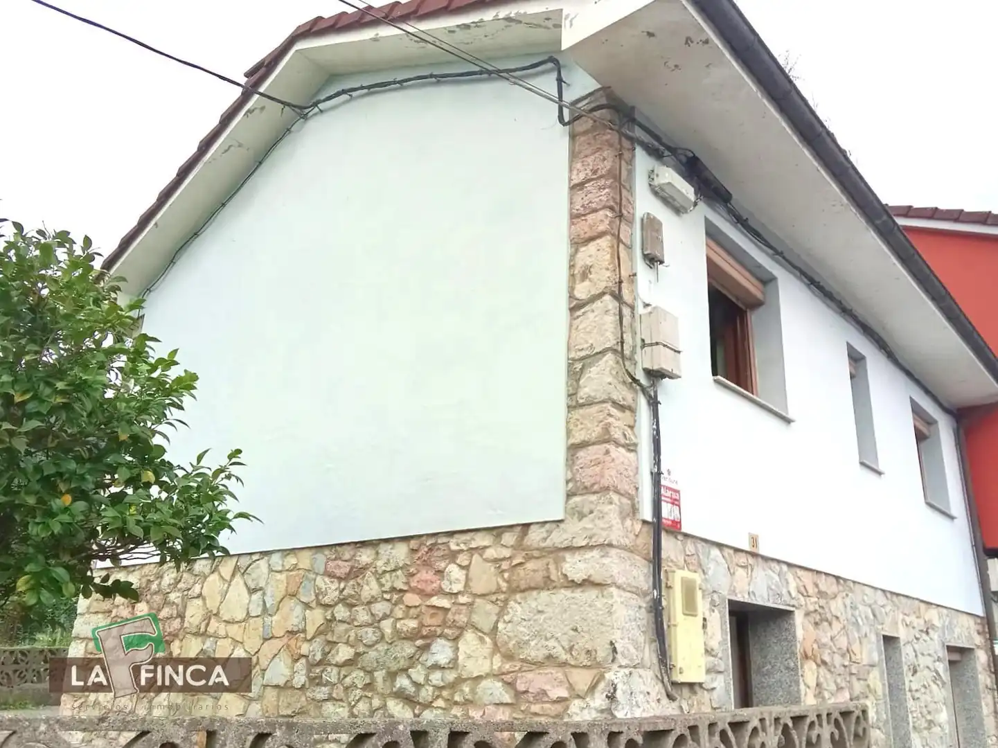 Casa adosada en venda a VEGALENCIA, Ribera de Arriba