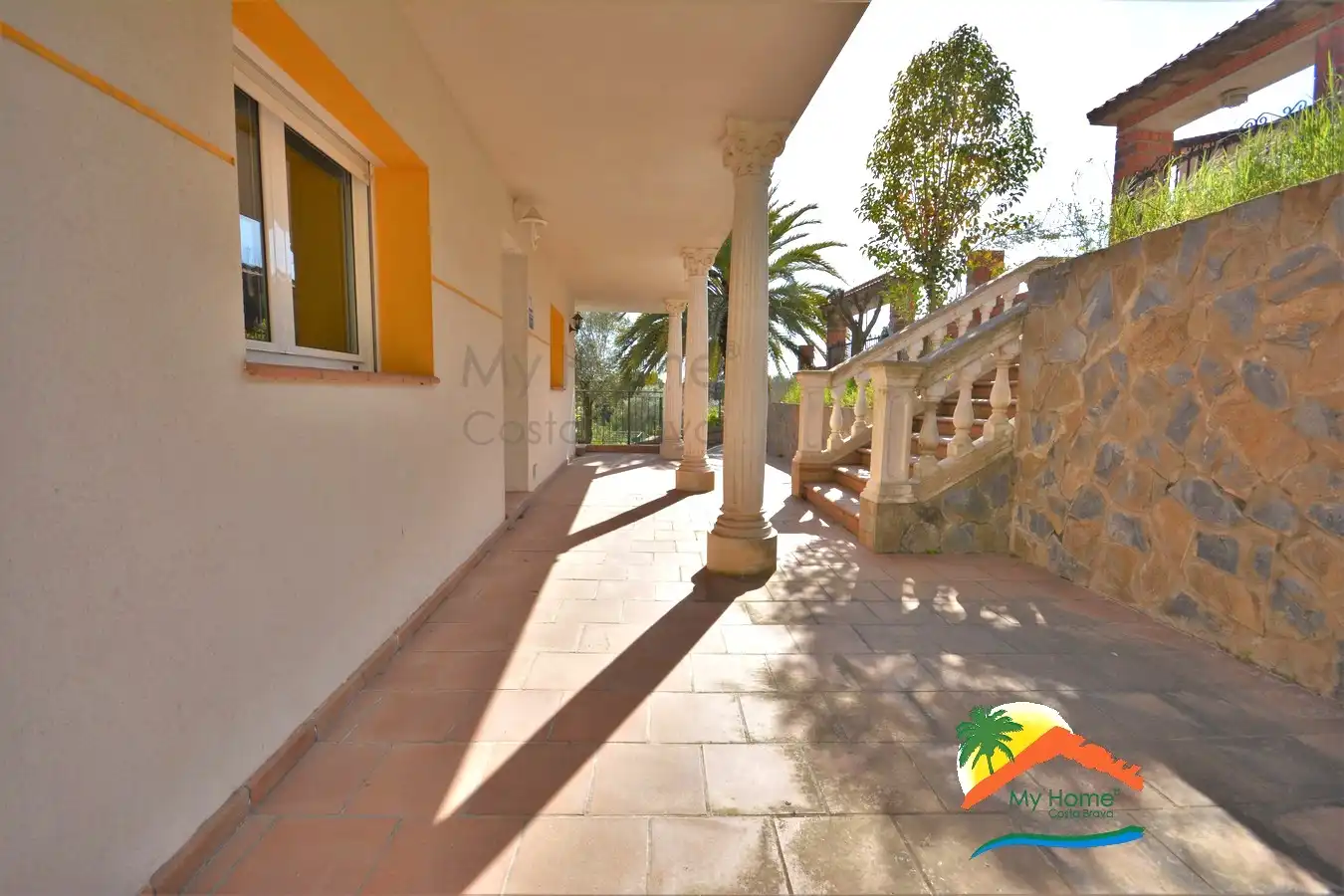 Vista exterior de Casa o xalet en venda en Lloret de Mar amb Calefacció, Jardí privat i Terrassa