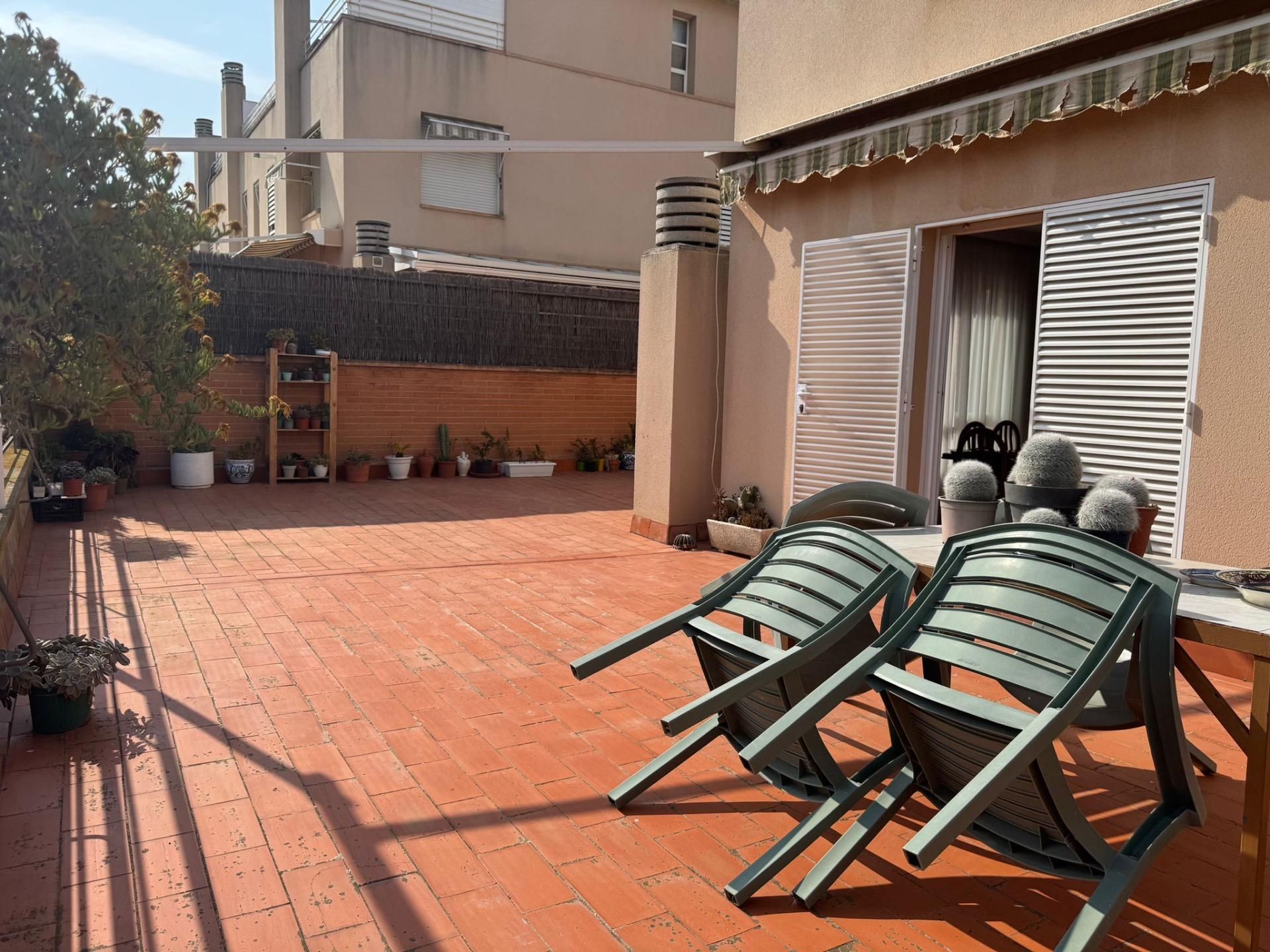 Terraza de Planta baja en venta en Castelldefels con Calefacción, Terraza y Balcón