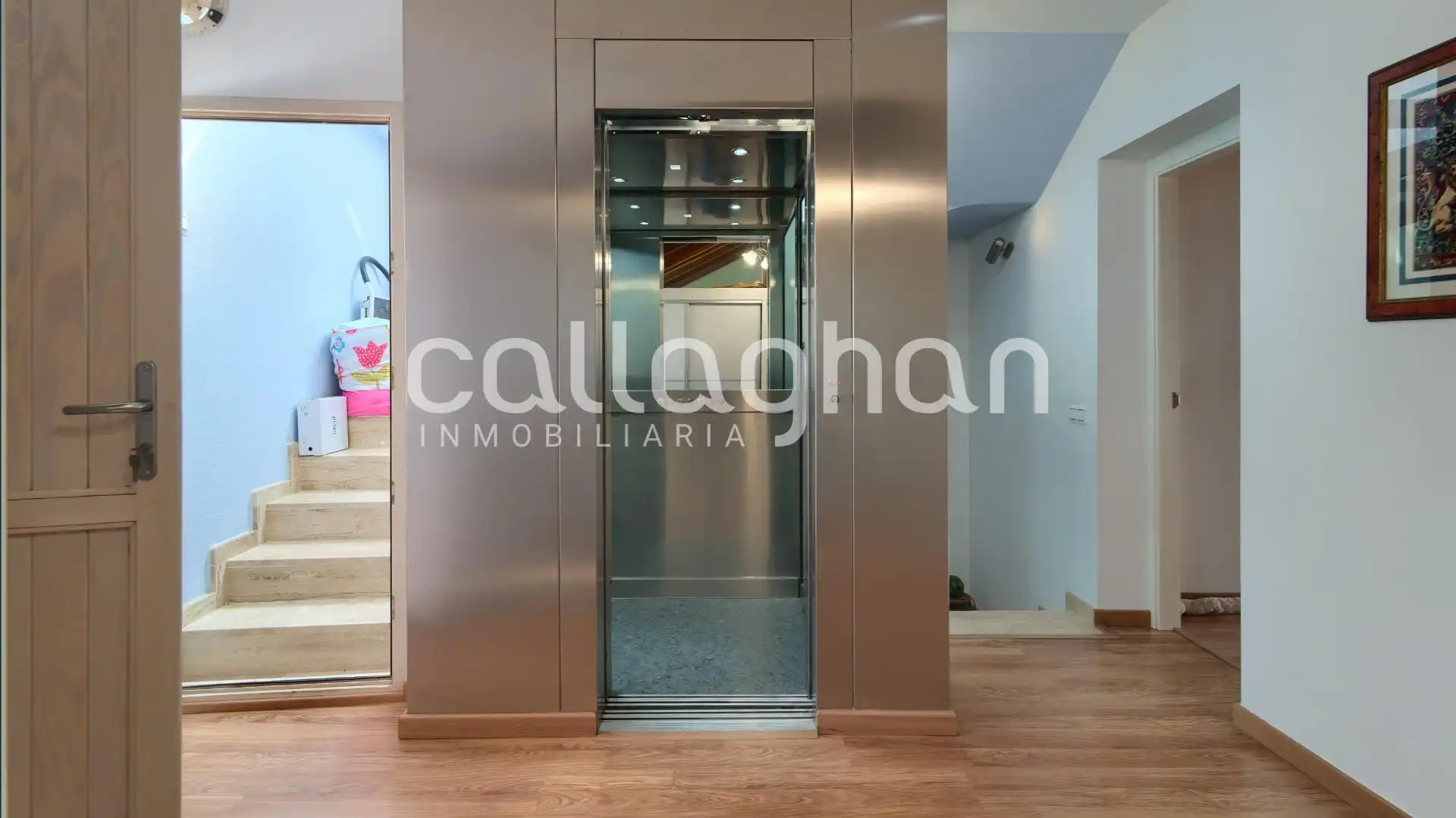 Detached homes for sale in Alzira  with Air Conditioner, Heating and Terrace