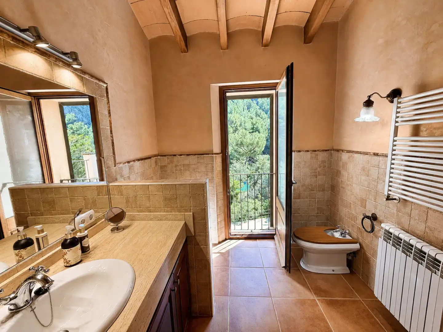 Baño de Casa o chalet de alquiler en Deià con Aire acondicionado, Calefacción y Jardín privado