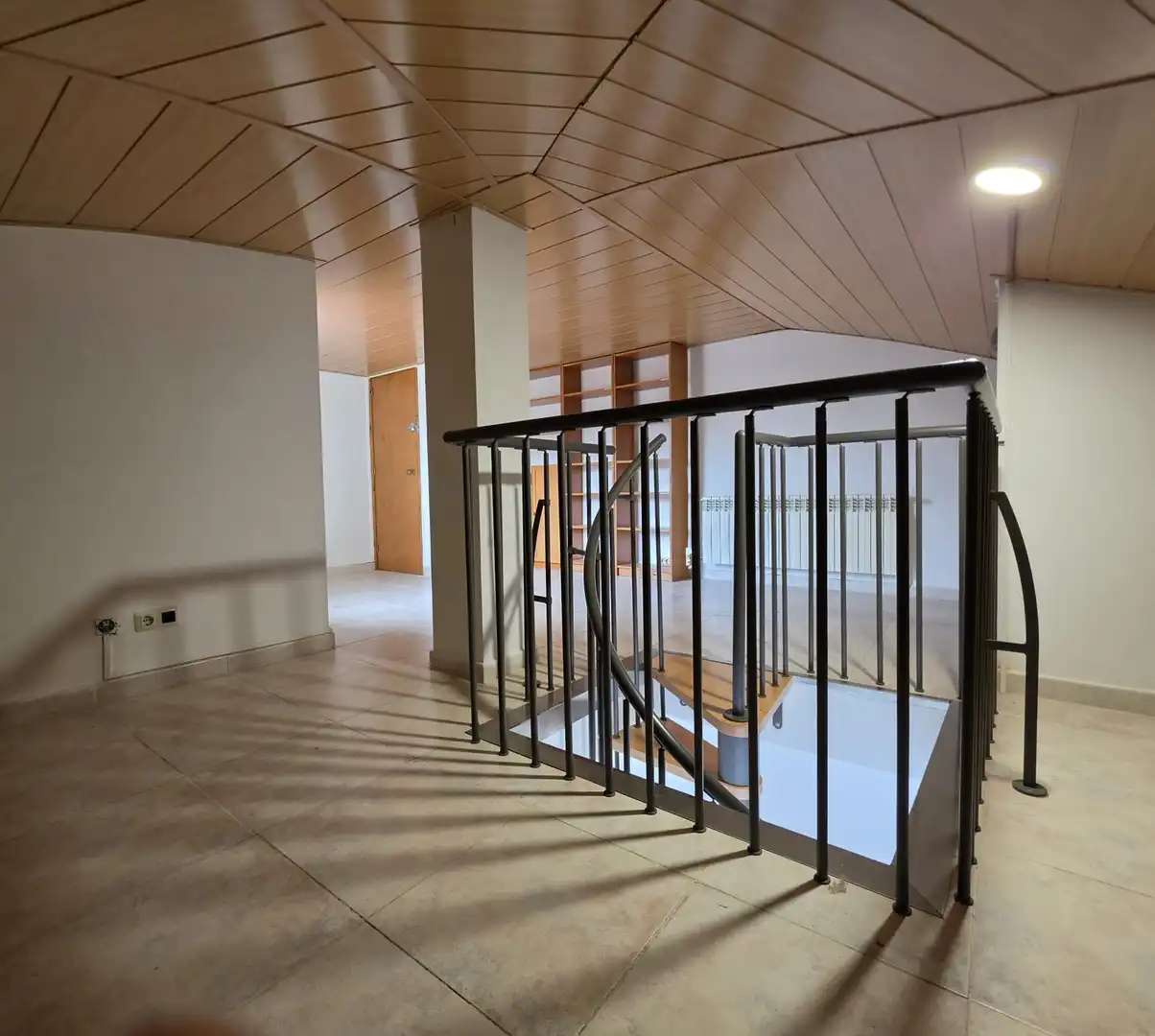 Piso con terraza en venta en Carrer del Ravalet, imagen 25