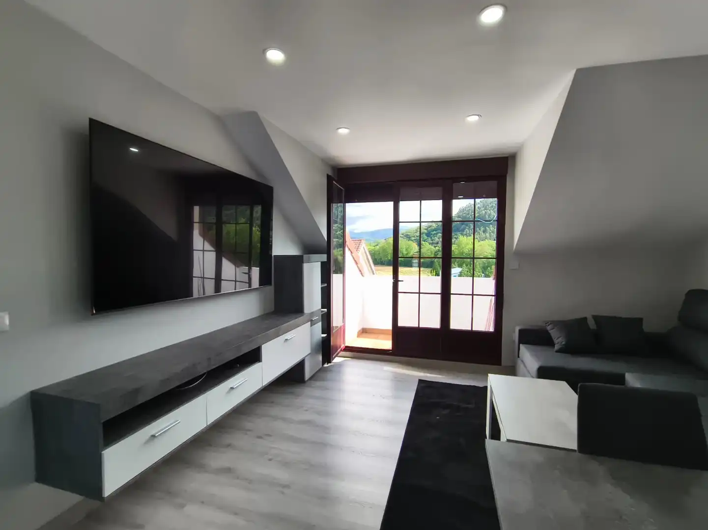 Living room of Attic for rent in Entrambasaguas  with Heating, Terrace and Furnished
