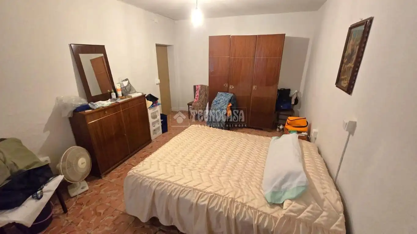 Bedroom of Country homes for sale in La Nava de Ricomalillo  with Air Conditioner and Private garden