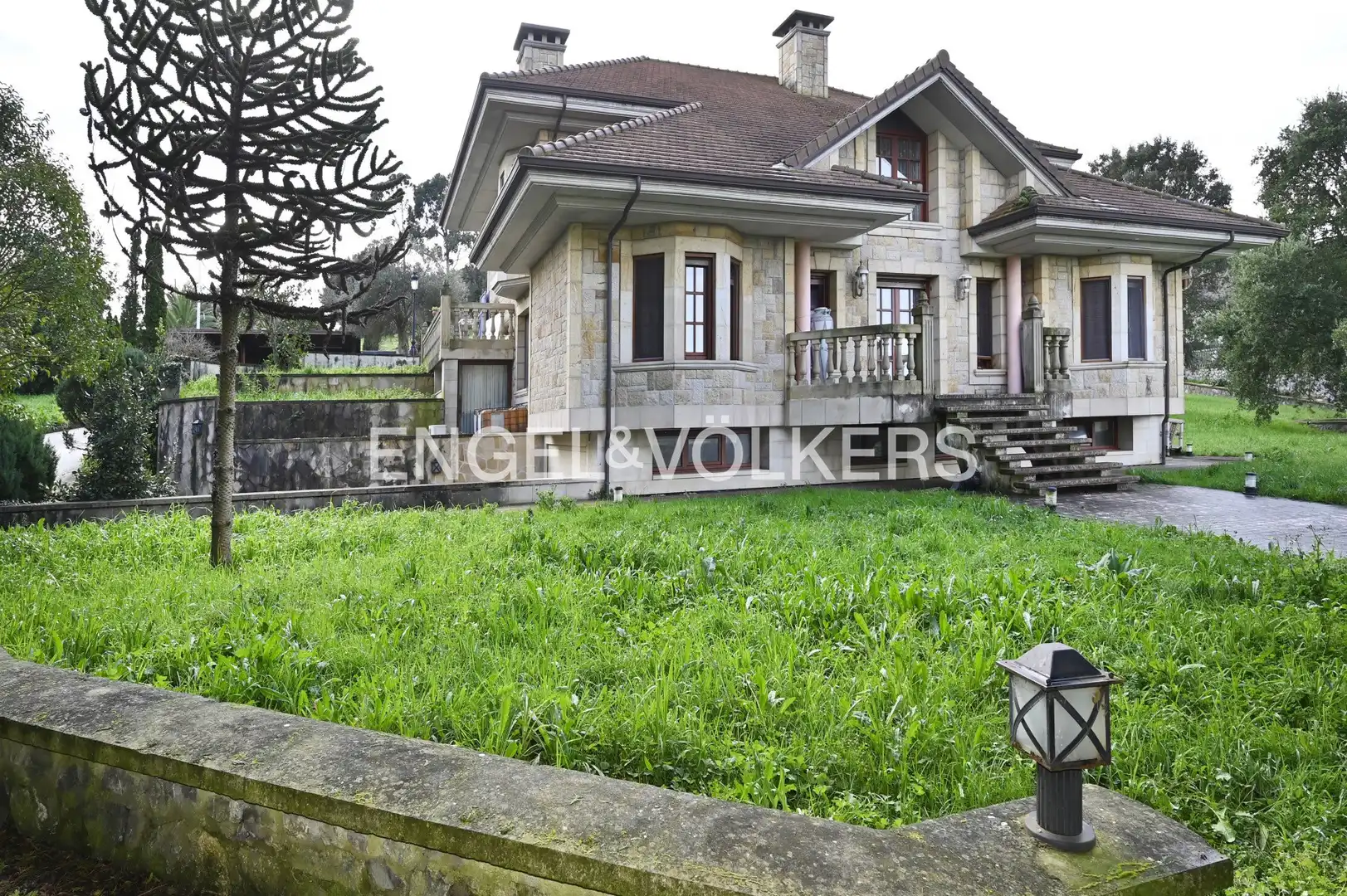 Vista exterior de Casa o chalet en venta en Arnuero con Calefacción, Jardín privado y Terraza