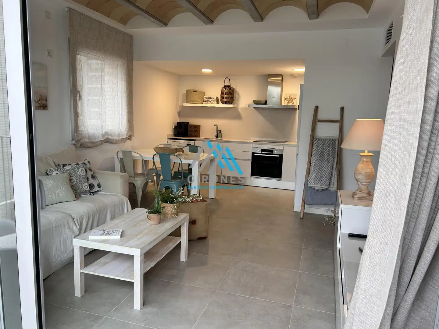 Wohnzimmer von Wohnung zur Miete in Castell d'Aro, Platja d'Aro i s'Agaró mit Klimaanlage, Heizung und Terrasse