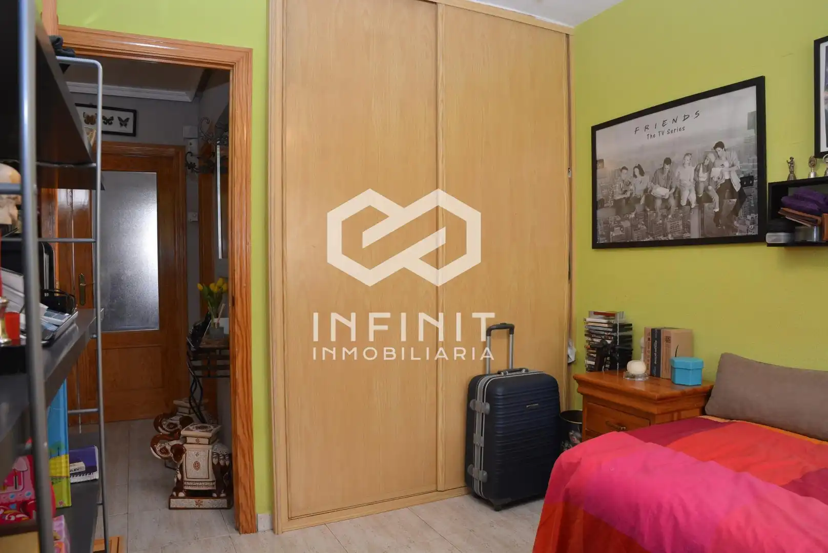 Casa adosada en venta en Villanueva de la Torre