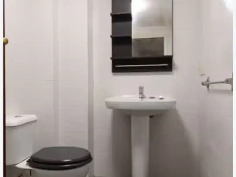 Baño de Piso para compartir en O Burgo - Campus Universitario
