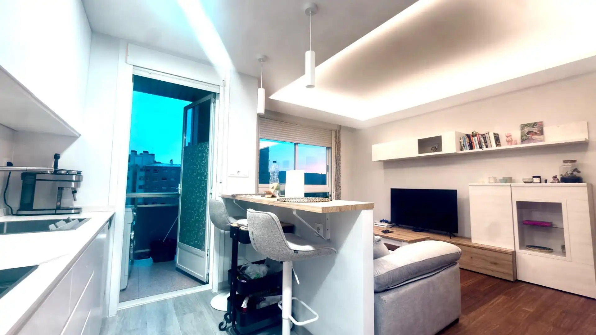 Living room of Flat for sale in Ourense Capital   with Heating, Parquet flooring and Furnished