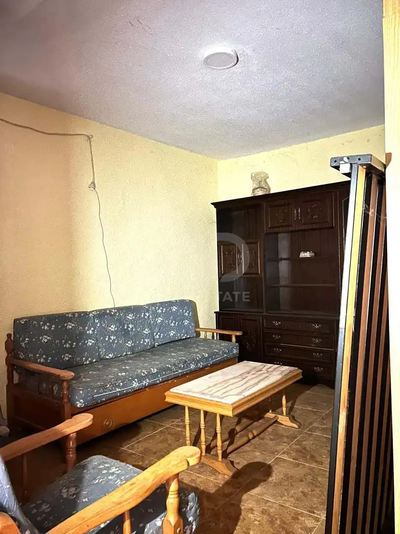Sala d'estar de Casa o xalet en venda en Santa Marina del Rey amb Calefacció