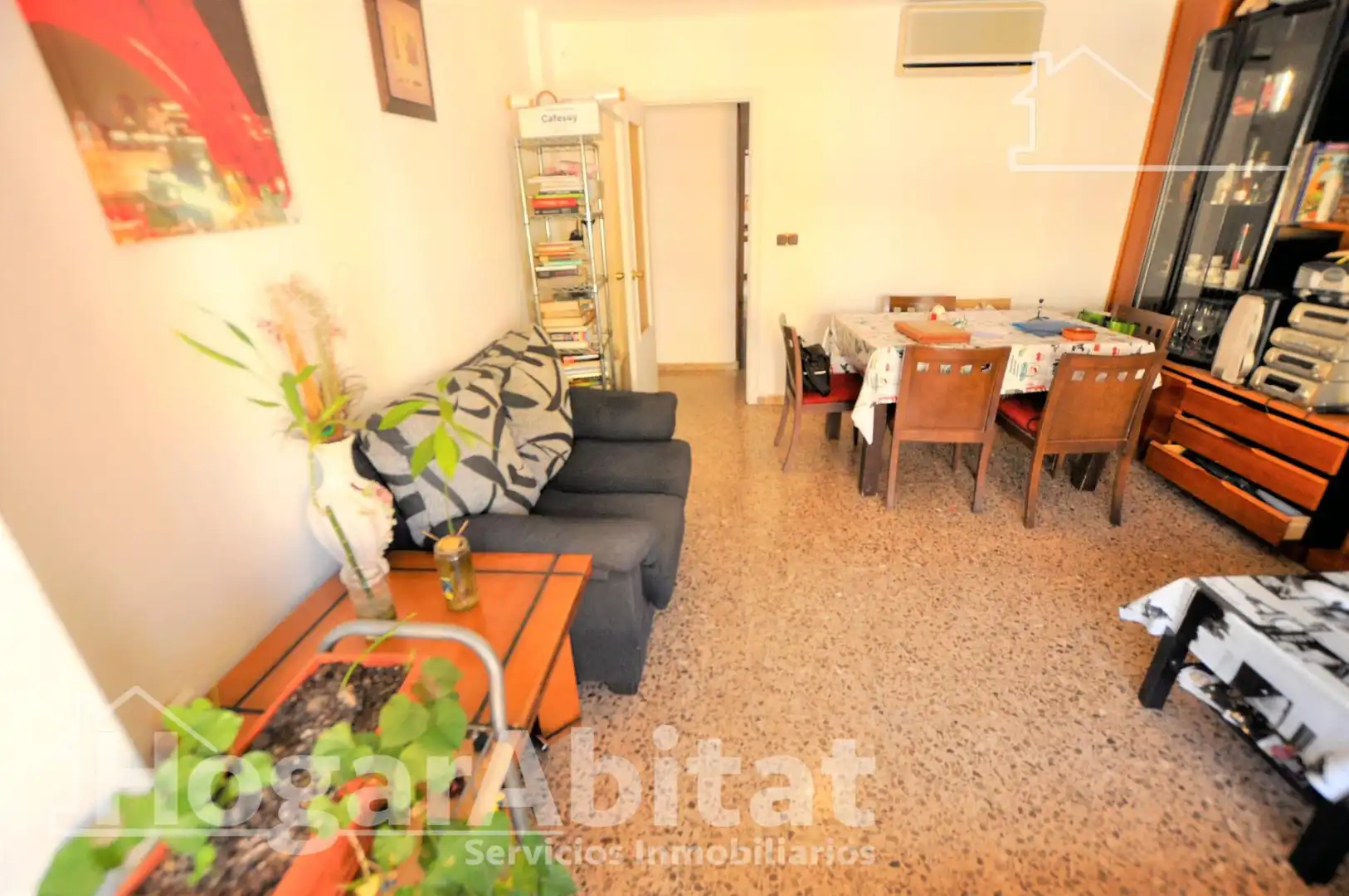 Habitación de Piso en venta en  Valencia Capital con Calefacción y Balcón
