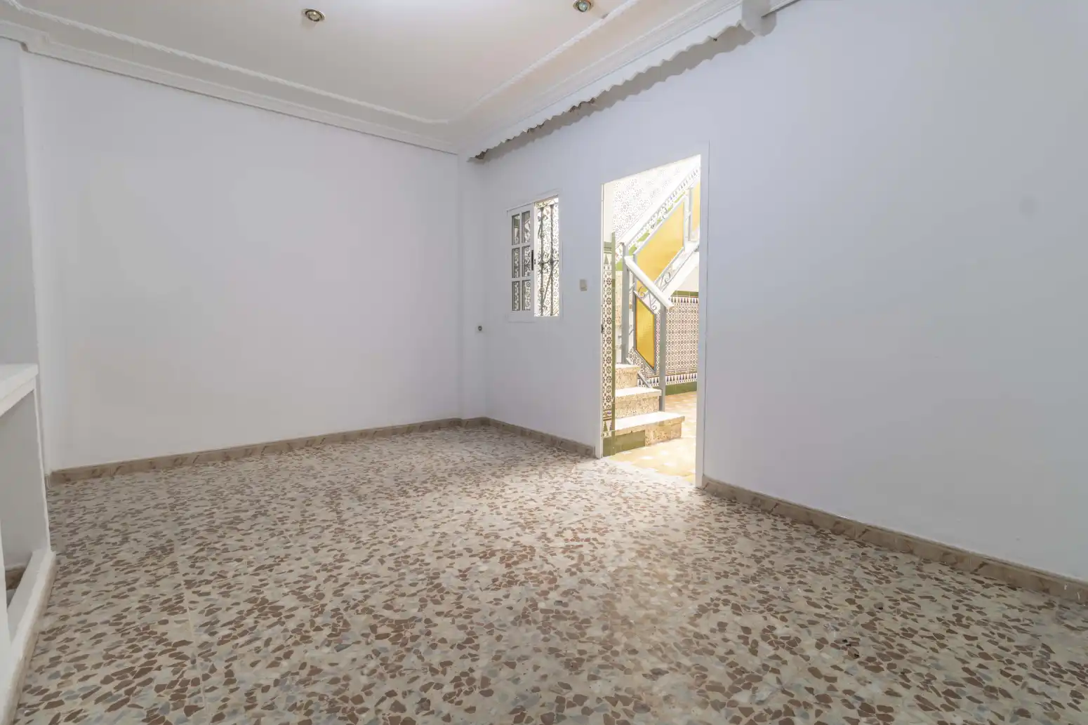 Casa adosada en venda en Sevilla amb Terrassa i Balcó