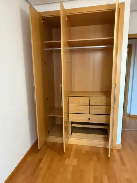 Dormitori de Pis en venda en Santander amb Calefacció, Parquet i Traster