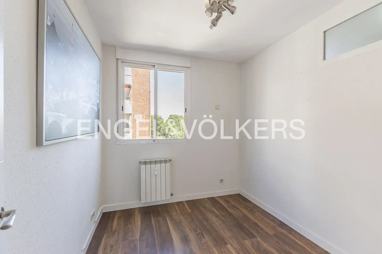 Bedroom of Flat for sale in Madrid  with Air Conditioner and Heating