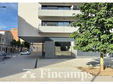 Business premises to rent in Calle Francesc Layret 49