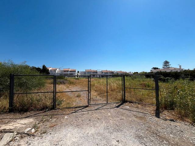 Terreno residencial en Venta en Avenida del Arte, 14 en Estepona Golf