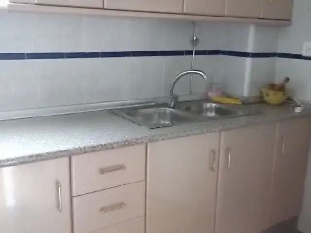 Cuina de Casa adosada en venda en Guadix amb Traster, Moblat i Rentadora