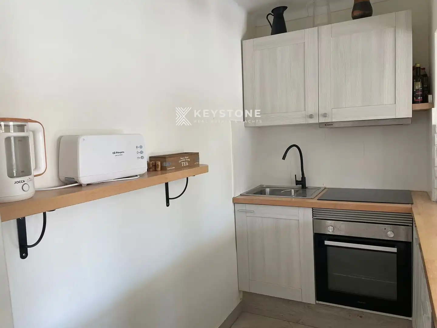 Cuina de Dúplex de lloguer en Alcúdia amb Aire condicionat, Terrassa i Traster