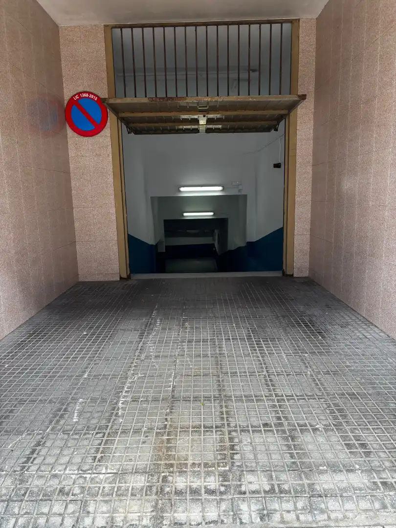 Garaje en venta en Santiago de Compostela 