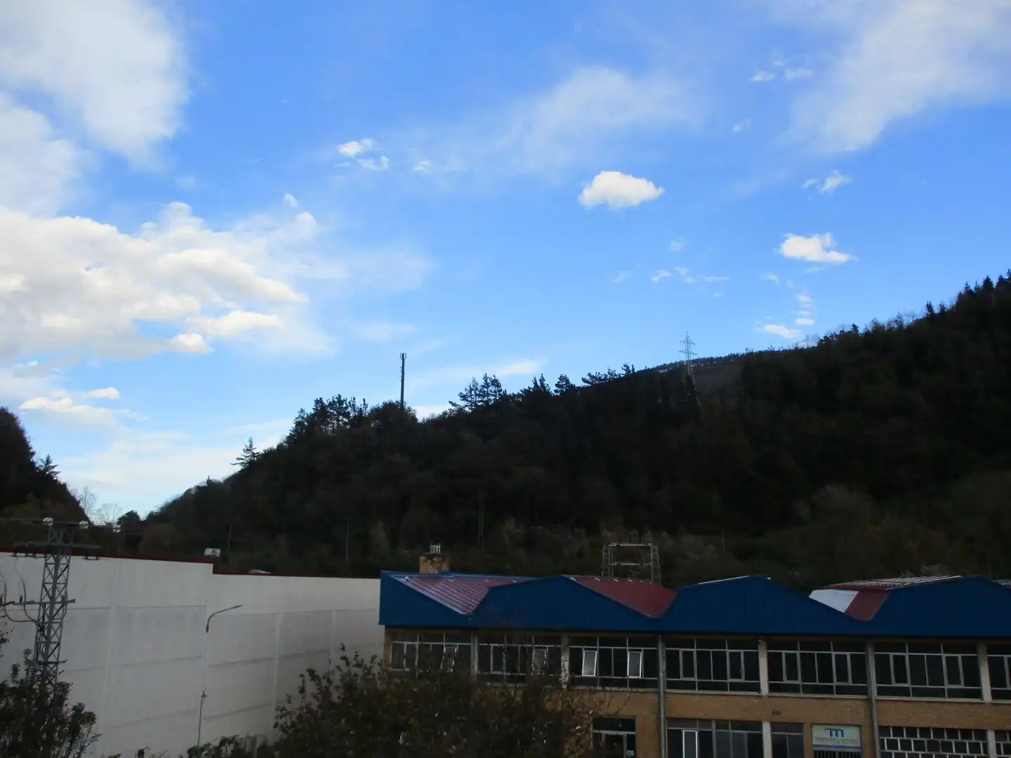 Vista exterior de Piso en venta en Anoeta con Calefacción