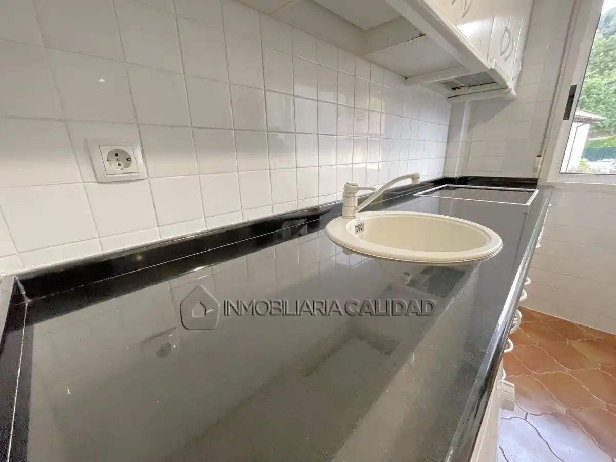 Kitchen of Flat for rent in Burgos  with Heating and Furnished