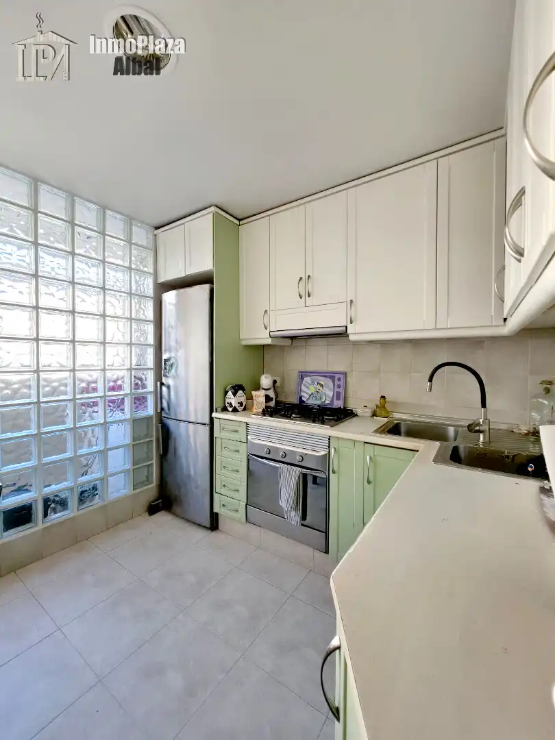 Cocina de Piso en venta en Valencia