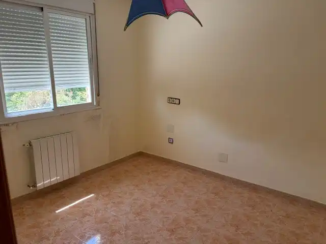 Dormitori de Casa o xalet en venda en Moraleja de Enmedio amb Aire condicionat, Jardí privat i Terrassa