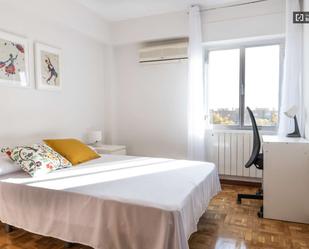 Bedroom of Flat to share in  Madrid Capital  with Air Conditioner, Heating and Terrace